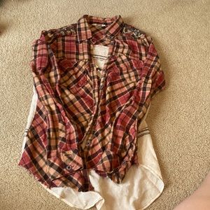 Western plaid button up!